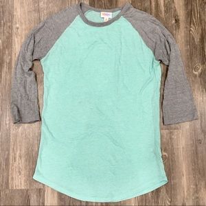 LulaRoe 3/4 Sleeve Shirt